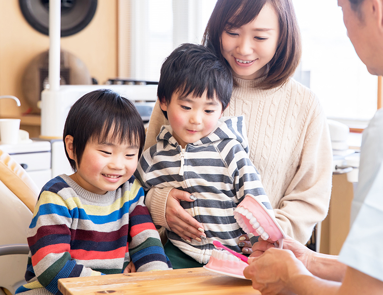 守谷（茨城県守谷市）の歯医者、医療法人社団SMILELAND河合歯科で小児歯科